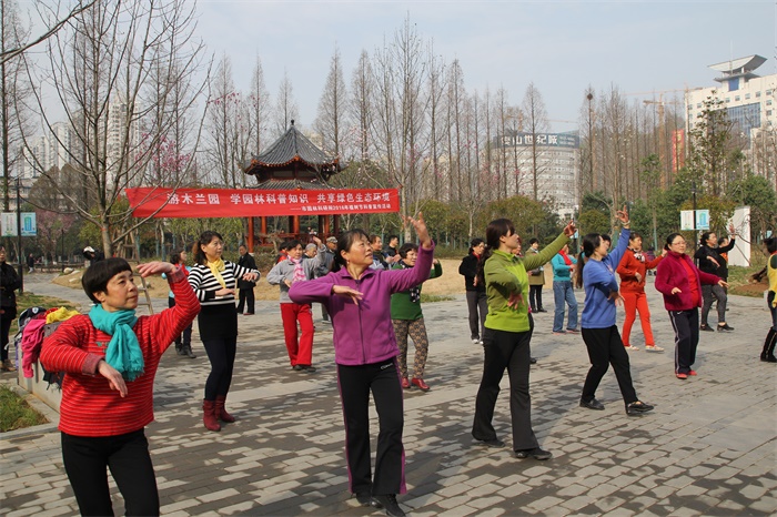 “游木兰园，学园林科普知识，共享绿色生态环境” -记武汉市园林科学研究所2016年植树节科普宣传活动