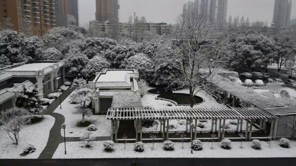 “瑞雪兆丰年”是什么原因？