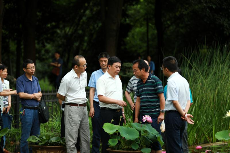 省住建厅厅长李昌海来我院考察