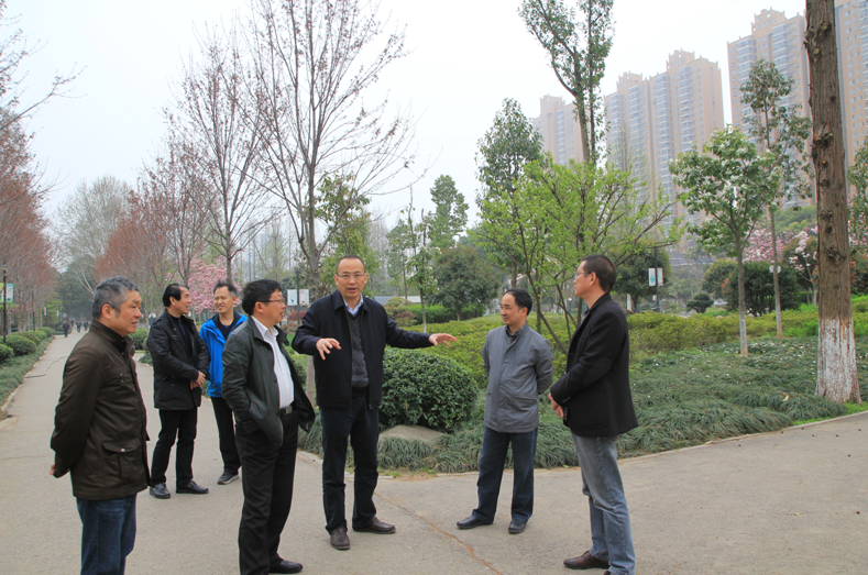 瞄准目标  推进科研  服务基层应用实际