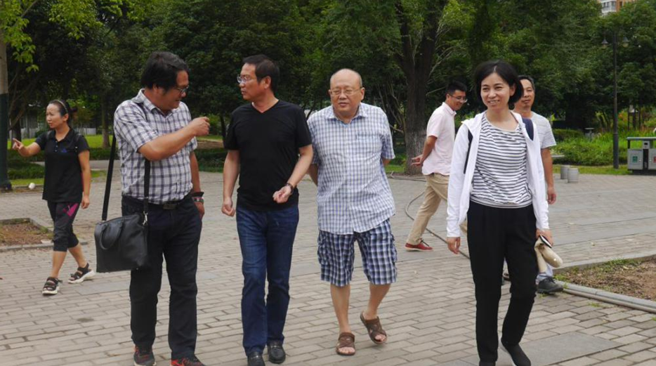 武汉市林业果树科学研究院来我院参观交流
