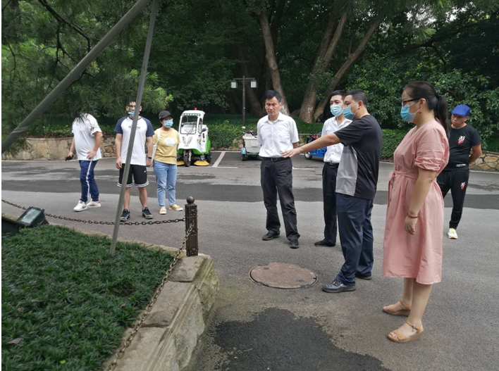 我院专家为“名木”把脉问诊