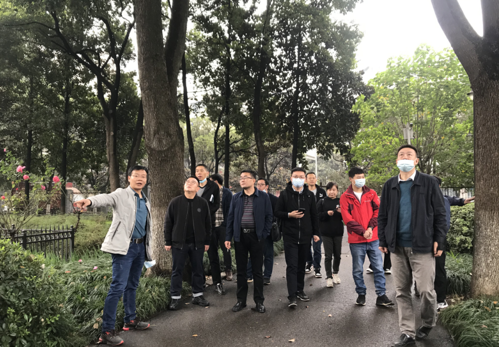 武汉市园林绿化企业协会等单位来我院考察交流